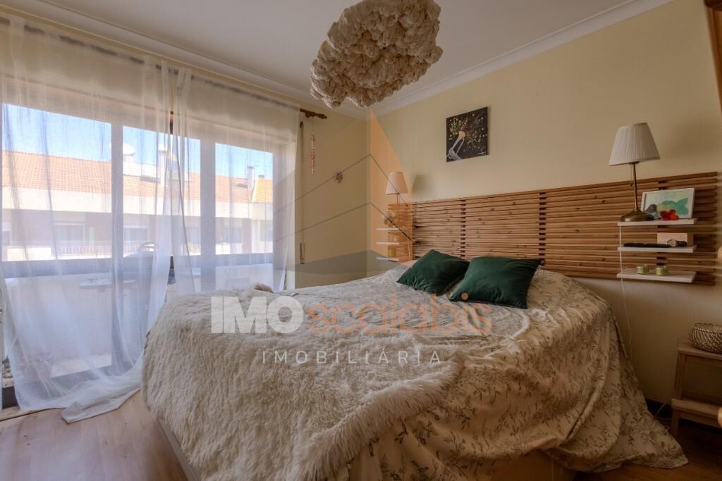 Apartamento T4 em localização priviligiada em Santarém