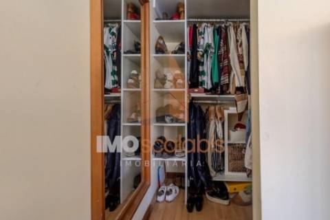 Apartamento T4 em localização priviligiada em Santarém