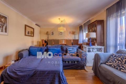 Apartamento T4 em localização priviligiada em Santarém