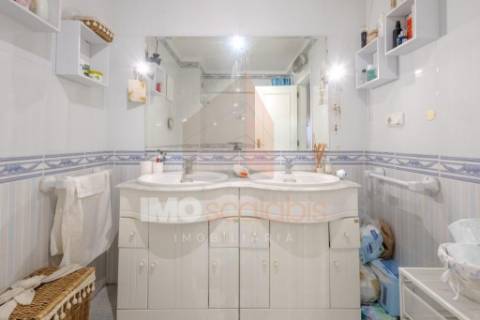 Apartamento T4 em localização priviligiada em Santarém