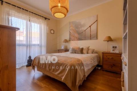Apartamento T4 em localização priviligiada em Santarém