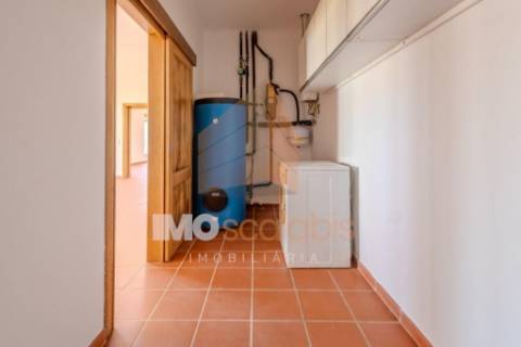 Moradia T4 Térrea Romeira – Santarém | Terreno 1 Hectare