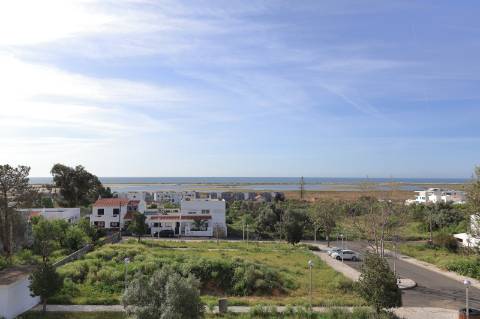 Apartamento T2 novo com estacionamento em Fuzeta