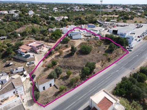 Moradia T2 + Moradia T1 com vista Mar para recuperar em Bias do Norte - Olhão