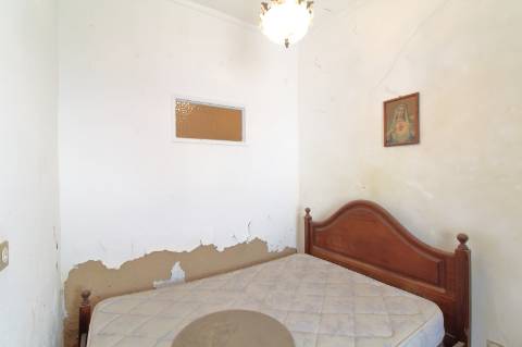 Moradia T2 + Moradia T1 com vista Mar para recuperar em Bias do Norte - Olhão