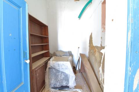 Moradia T2 + Moradia T1 com vista Mar para recuperar em Bias do Norte - Olhão