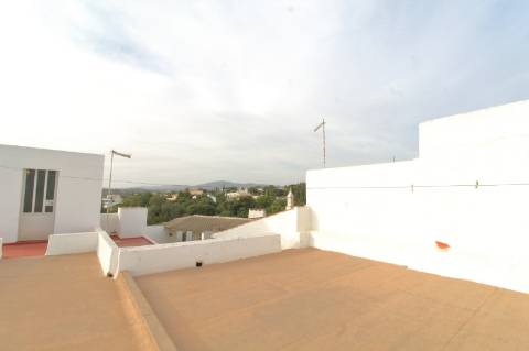 Moradia T2 + Moradia T1 com vista Mar para recuperar em Bias do Norte - Olhão