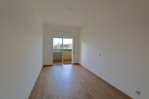 Apartamento T5 Triplex Penthouse com Piscina Privada em Faro