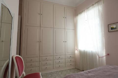 Elegante Moradia Típica T3 com Garagem, Quintal e Terraço em Fuzeta