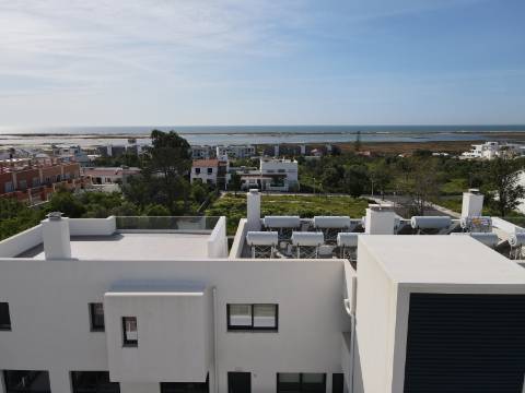 Apartamento T3 novo com estacionamento em Fuzeta