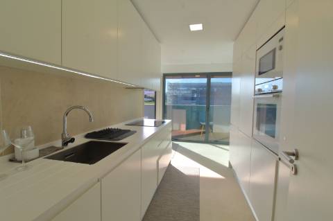 Apartamento T3 em Faro com Estacionamento