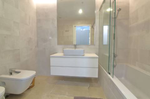 Apartamento T3 em Faro com Estacionamento