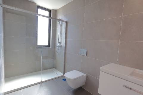 Moradia T3 com Vista Mar, Piscina e Estacionamento em Fuzeta