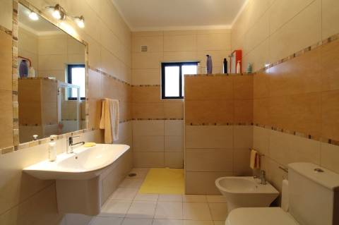 Espectacular Moradia T3 + 1 perto da Fuzeta