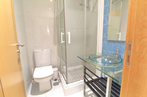 Formidável Apartamento T2 em Condomínio Privado e com Vista Mar em Fuzeta