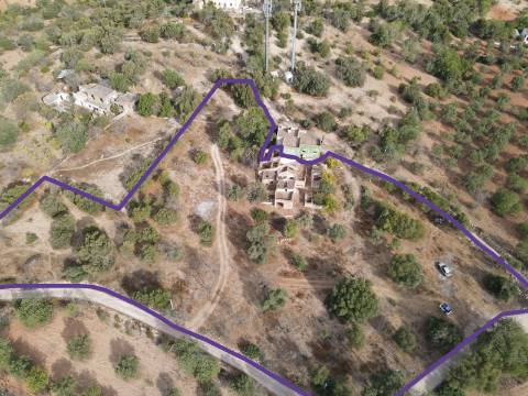 Ruína com Terreno em Moncarapacho