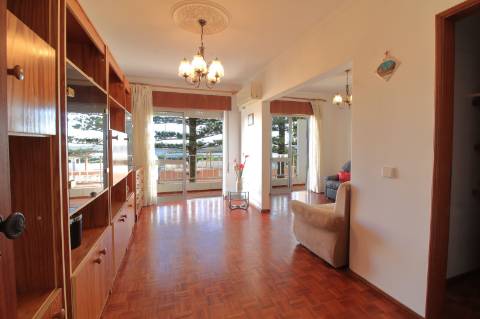 Apartamento T2 com Vista Mar em Fuzeta