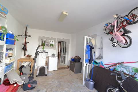 Moradia T4 Geminada com Garagem em Fuzeta