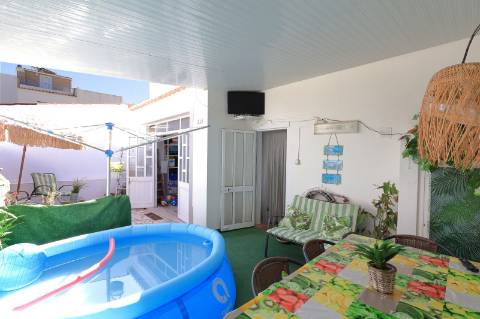 Moradia T4 Geminada com Garagem em Fuzeta