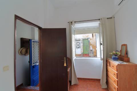 Moradia T1+1 com Quintal em Fuzeta