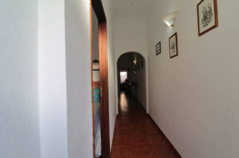 Moradia T1+1 com Quintal em Fuzeta