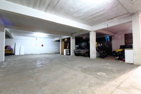 Apartamento T3 com Estacionamento em Faro