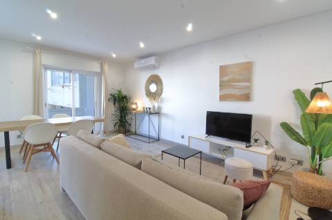 Apartamento T3 Renovado em Olhão