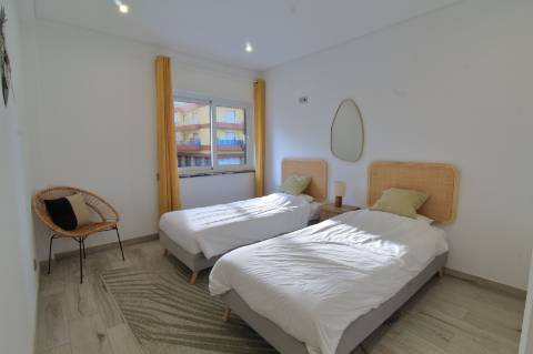 Apartamento T3 Renovado em Olhão