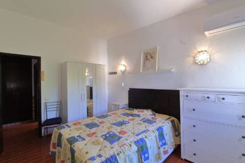 Apartamento T1+1 com garagem box em Marim - Olhão