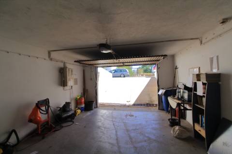 Apartamento T1+1 com garagem box em Marim - Olhão