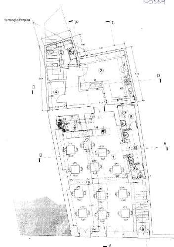Moradia T2+1 com Espaço Comercial em Estoi - Faro