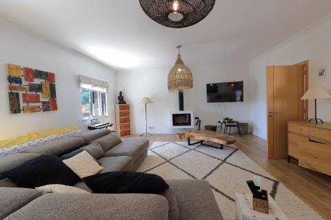 Moradia T4 com Piscina em Cerro da Mesquita - São Brás de Alportel