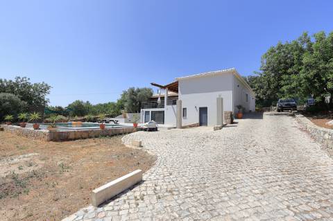 Moradia T4 com Piscina em Cerro da Mesquita - São Brás de Alportel