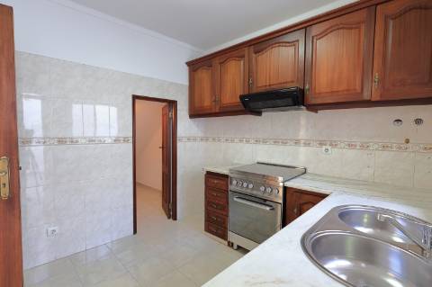 Apartamento T2 com Quintal em Moncarapacho