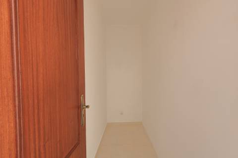 Apartamento T2 com Quintal em Moncarapacho