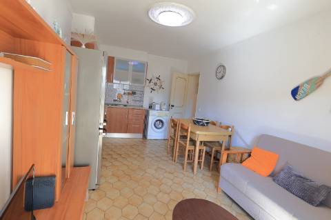 Apartamento T1 + 1 em Fuzeta