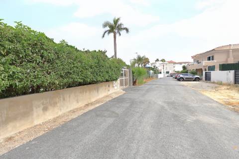 Terreno para Construção de uma Moradia em Montenegro - Faro