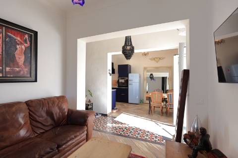 Moradia T2+1 com Garagem e Quintal em Olhão