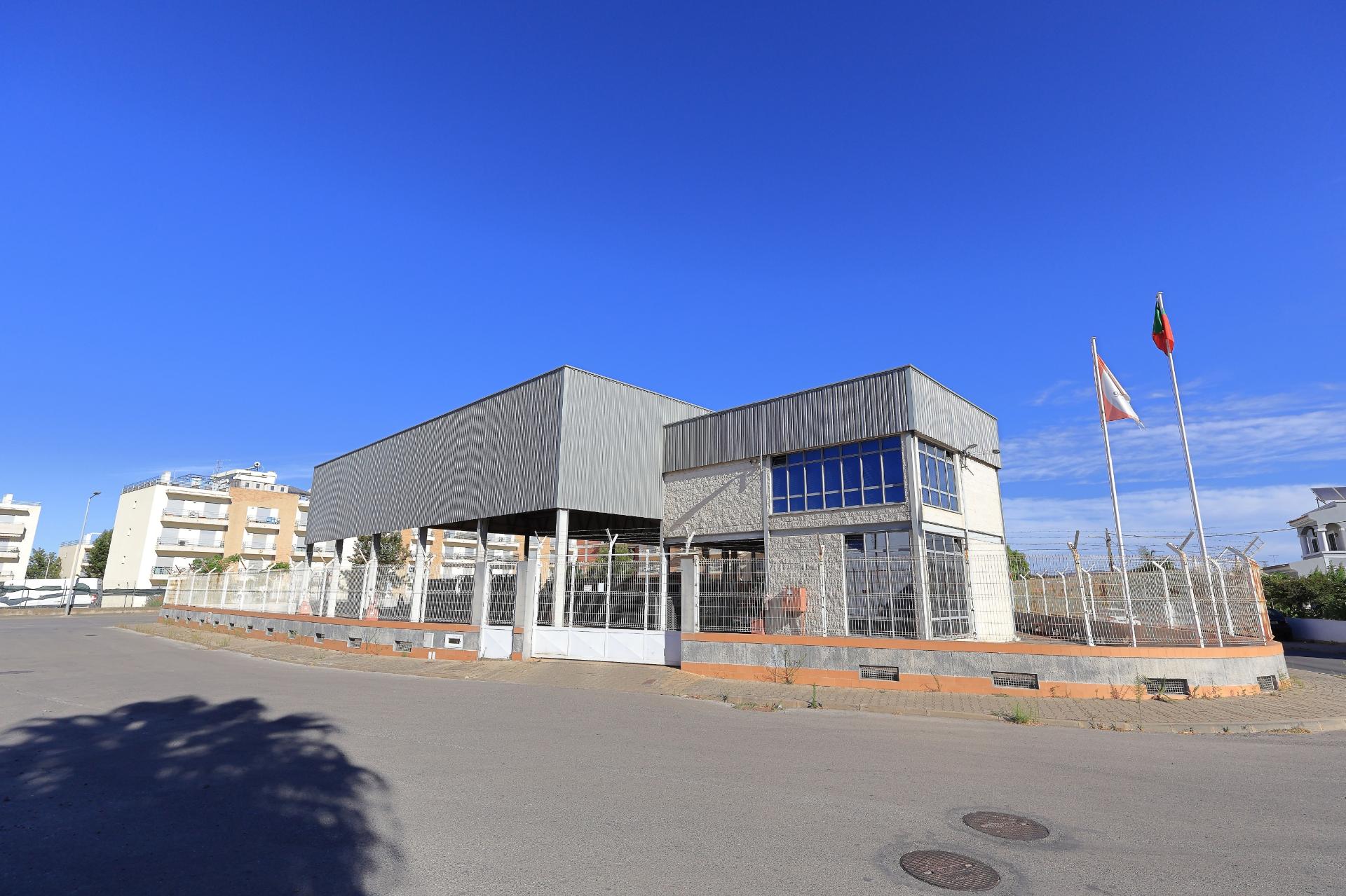 Armazém em Olhão