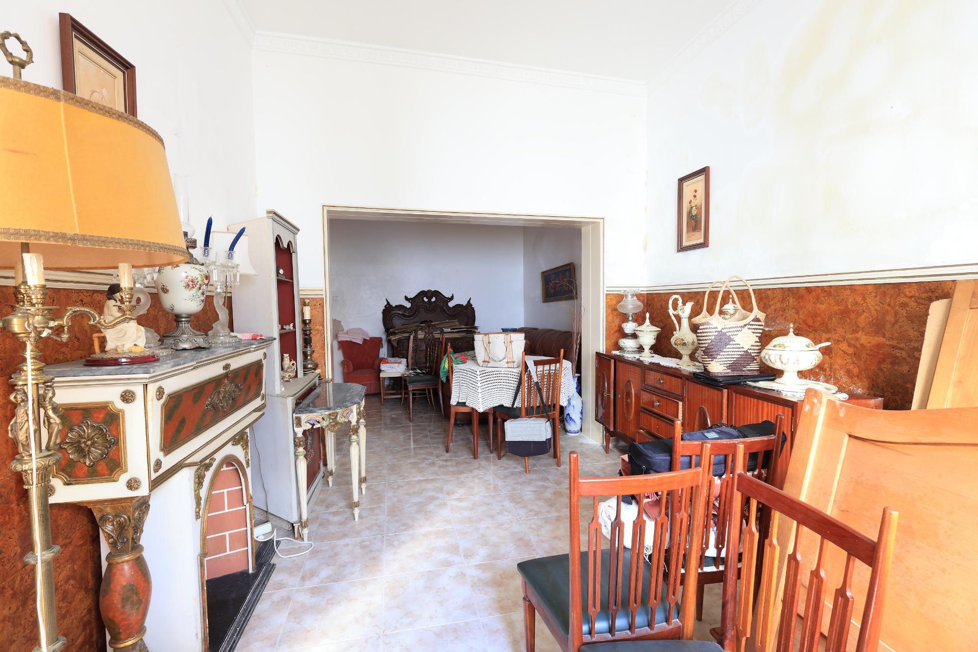 Moradia T2 + 2 com quintal e vista mar em Fuzeta