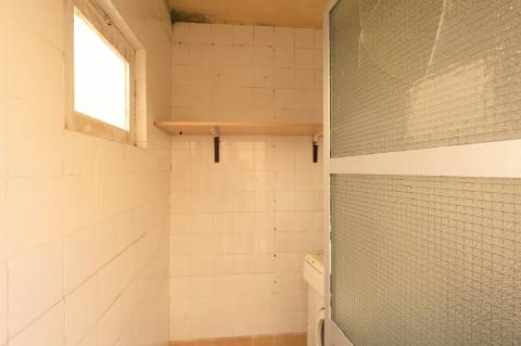 Moradia T2 + 2 com quintal e vista mar em Fuzeta