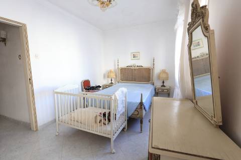 Moradia T2 + 2 com quintal e vista mar em Fuzeta