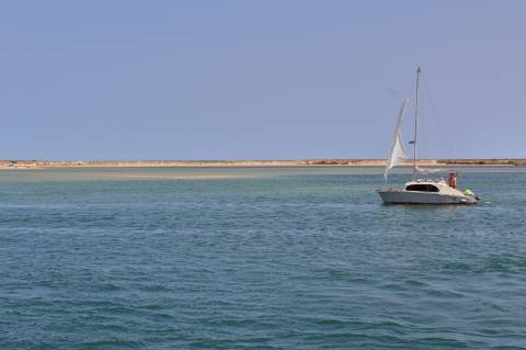 Moradia T2 + 2 com quintal e vista mar em Fuzeta