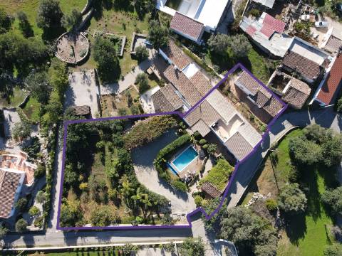 Moradia T4 com Piscina e Garagem em Peral - São Brás de Alportel