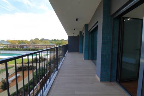 Apartamento T3 em Faro com Estacionamento