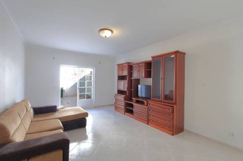 Moradia T2+1 com Quintal em Mato Santo Espírito - Tavira