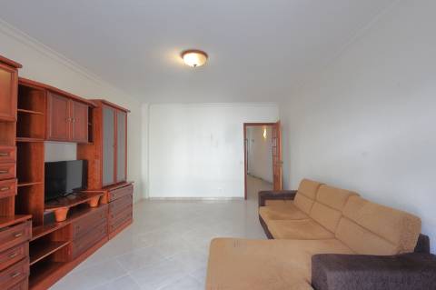 Moradia T2+1 com Quintal em Mato Santo Espírito - Tavira