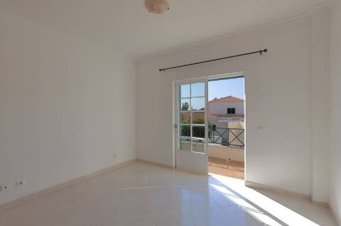 Moradia T2+1 com Quintal em Mato Santo Espírito - Tavira