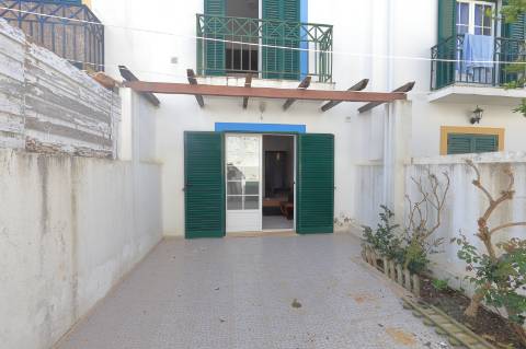 Moradia T2+1 com Quintal em Mato Santo Espírito - Tavira