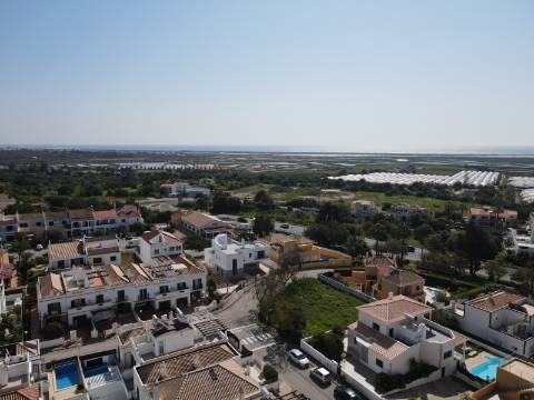 Moradia T2+1 com Quintal em Mato Santo Espírito - Tavira